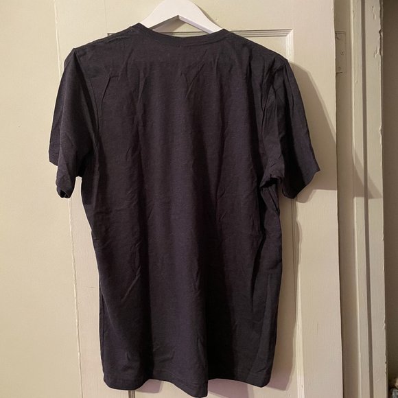 NWOT Evil Dead Movie "Shop Smart. Shop S-Mart" Men's T-Shirt Large Heather Grey - Picture 2 of 4